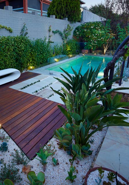 10-reasons-why-poolside-landscaping-matters-blogimage2-m