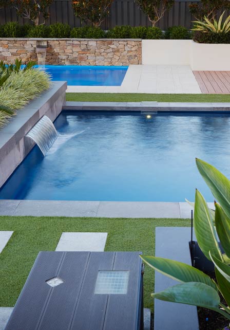 beat-the-heat-with-pool-shade-hacks-stay-cool-while-you-swim-blogimage2-m