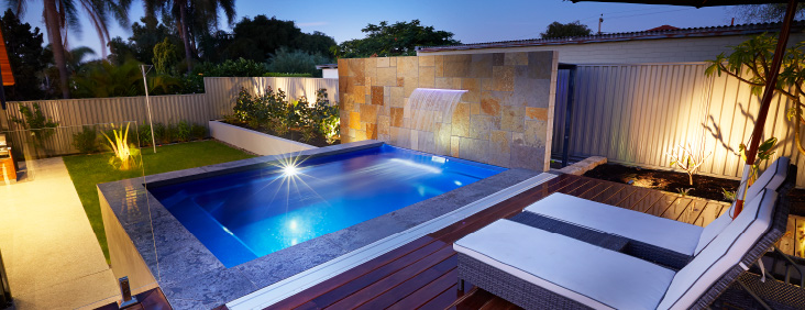 the-latest-trends-in-pool-lighting-and-technlogy-blogimage1