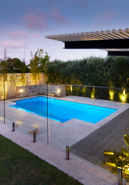 the-latest-trends-in-pool-lighting-and-technlogy-blogimage2-m